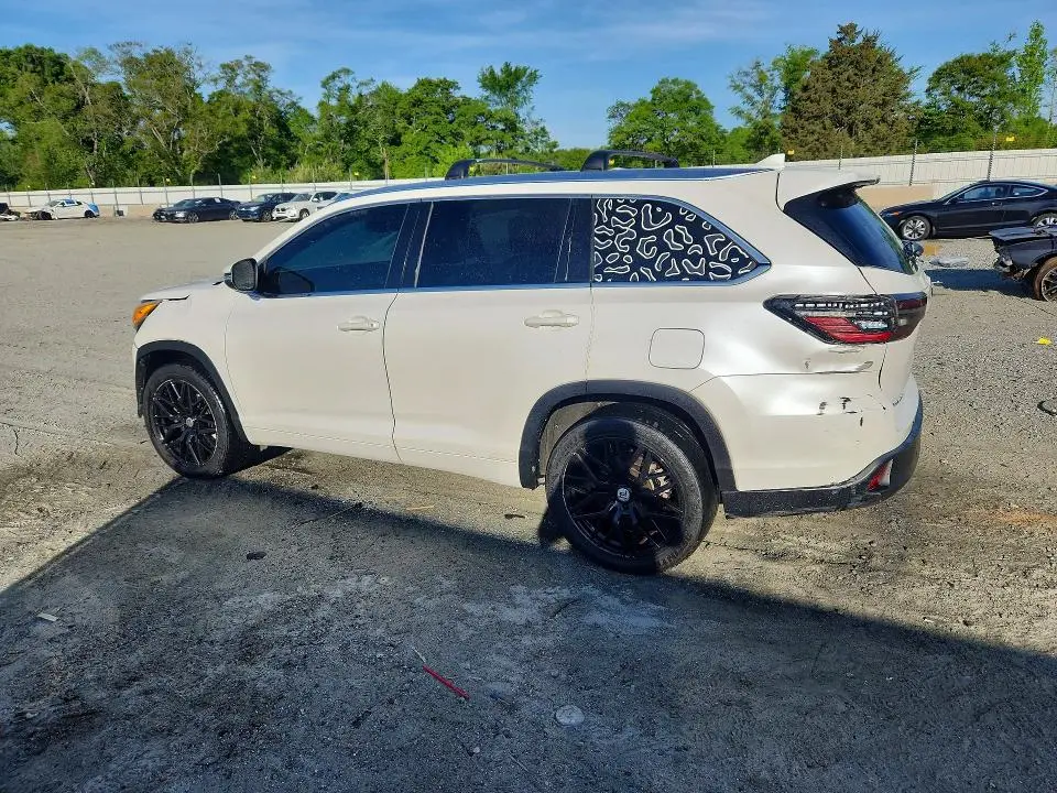 2016 TOYOTA HIGHLANDER XLE  