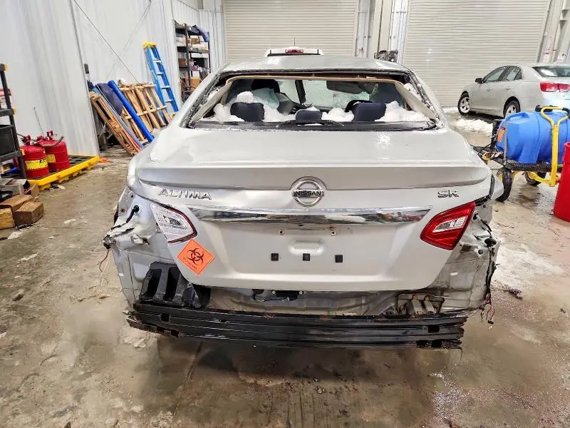 2016 NISSAN ALTIMA 2.5 SR  