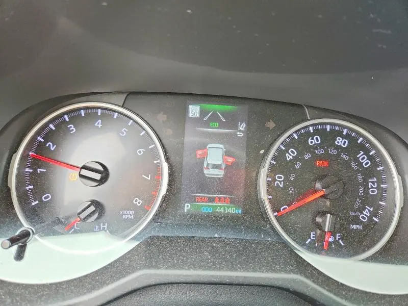 2022 TOYOTA RAV4 LE  