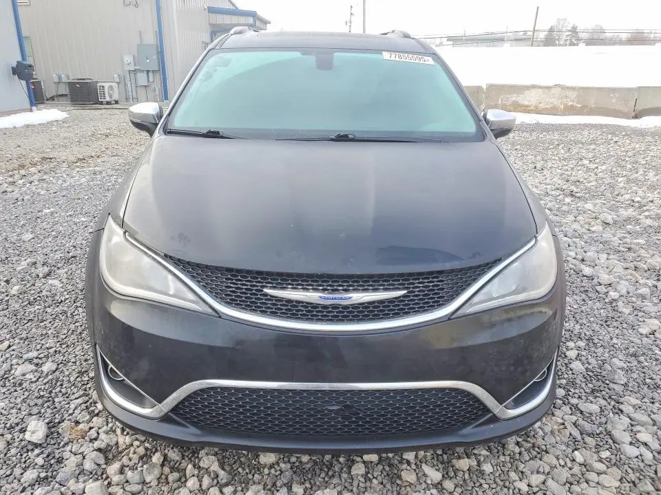 2018 CHRYSLER PACIFICA LIMITED  