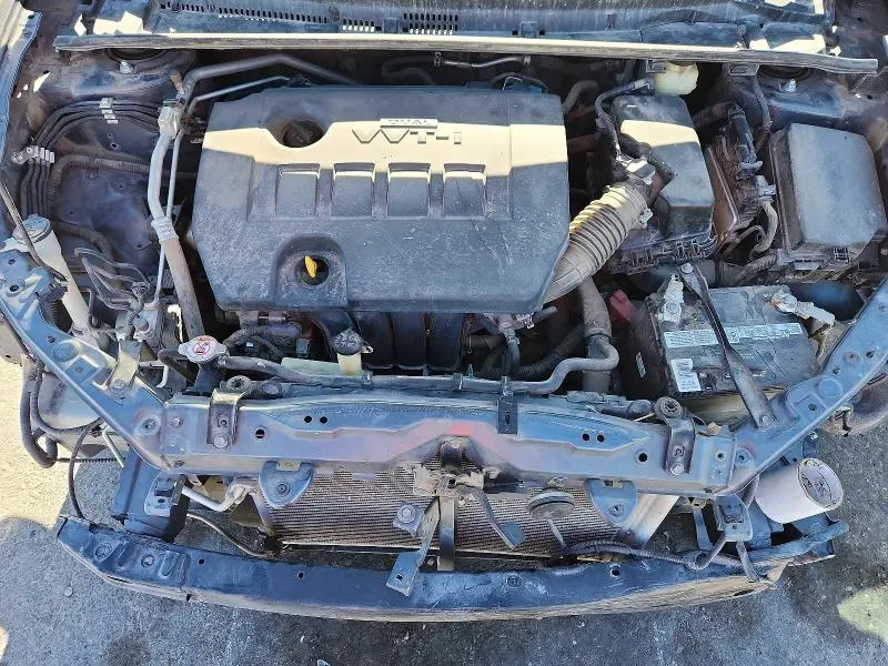 2018 TOYOTA COROLLA SE  