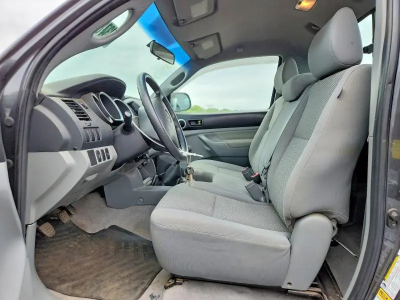 2010 TOYOTA TACOMA BASE  