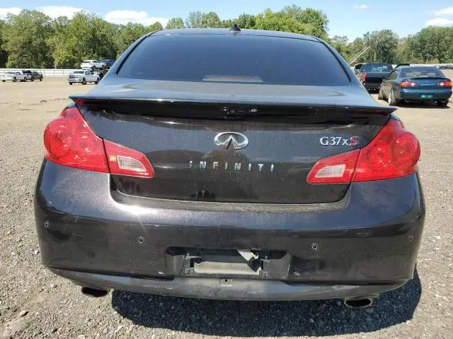 2011 INFINITI G37   