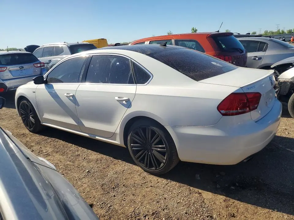 2014 VOLKSWAGEN PASSAT SE  