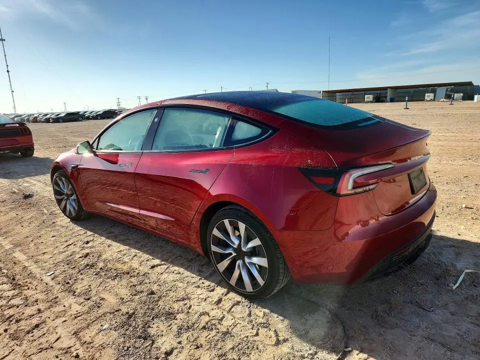 2025 TESLA MODEL 3   