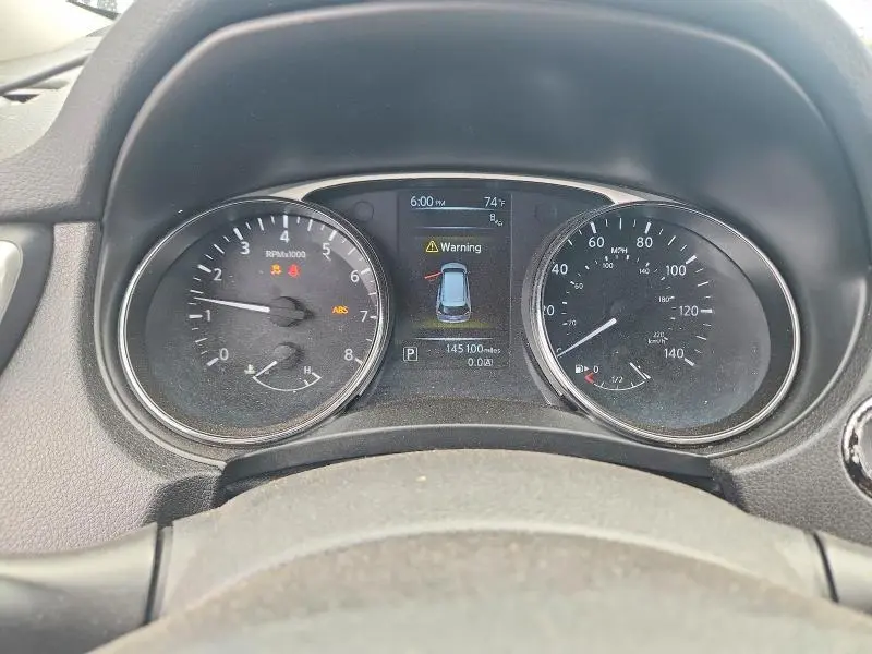 2015 NISSAN ROGUE SV  