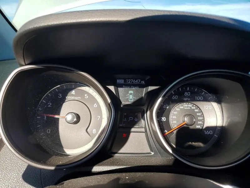 2013 HYUNDAI ELANTRA GT   