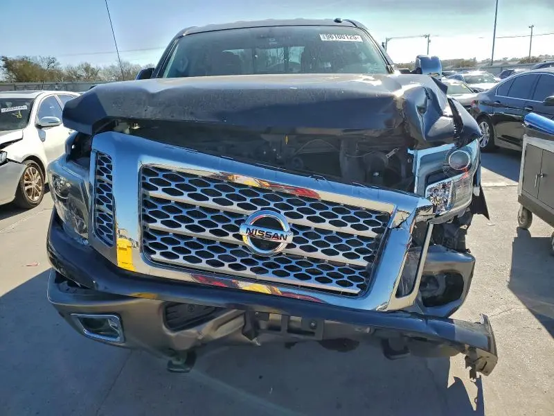 2016 NISSAN TITAN XD SL  
