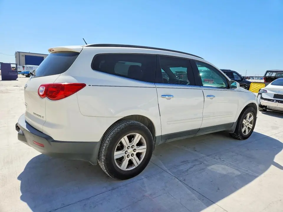 2012 CHEVROLET TRAVERSE LT  