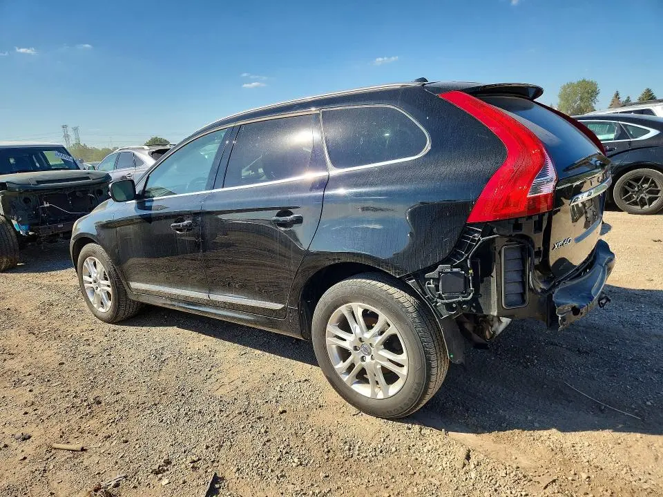 2015 VOLVO XC60 T5 PLATINUM  