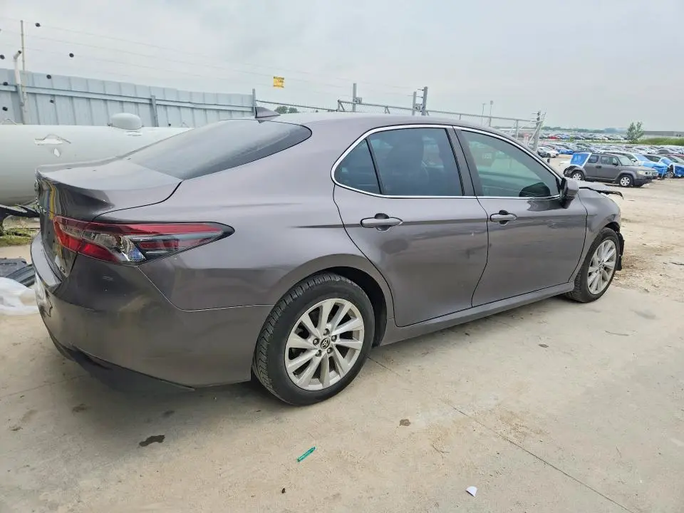 2021 TOYOTA CAMRY LE  