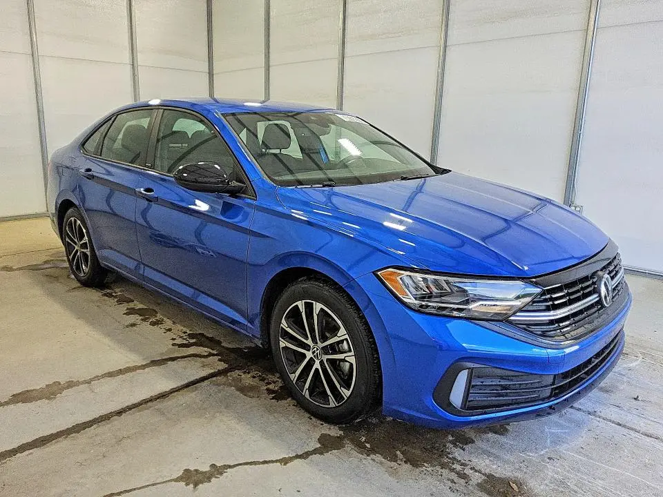2024 VOLKSWAGEN JETTA SPORT  