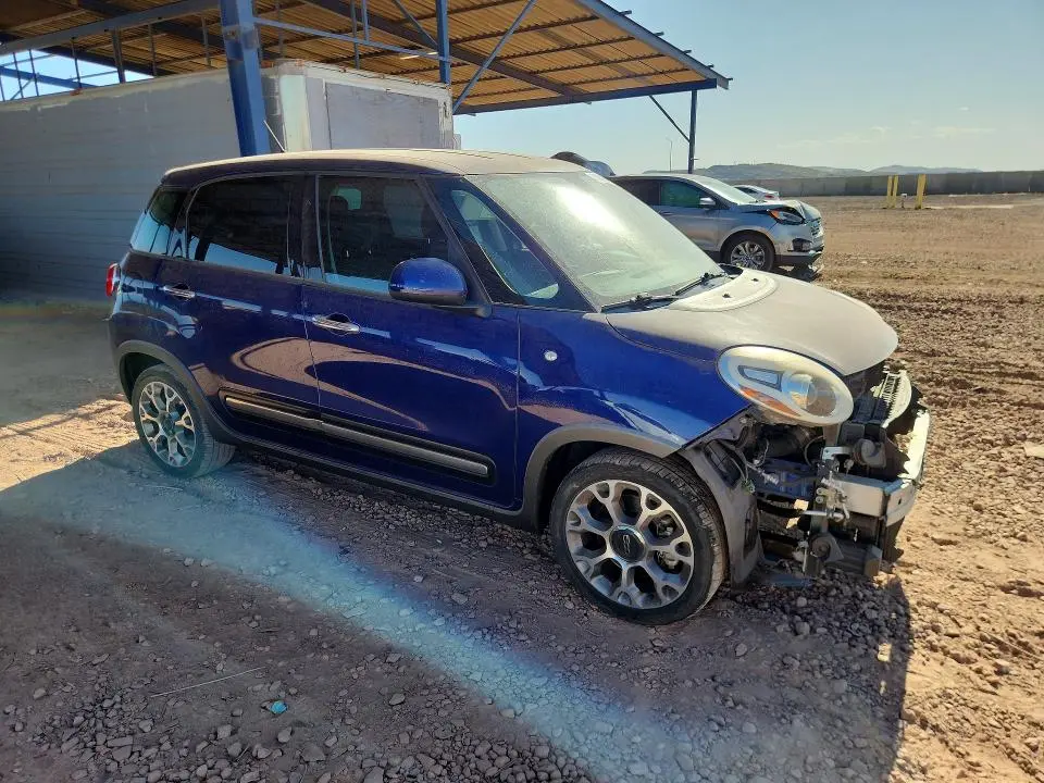 2015 FIAT 500L TREKKING  
