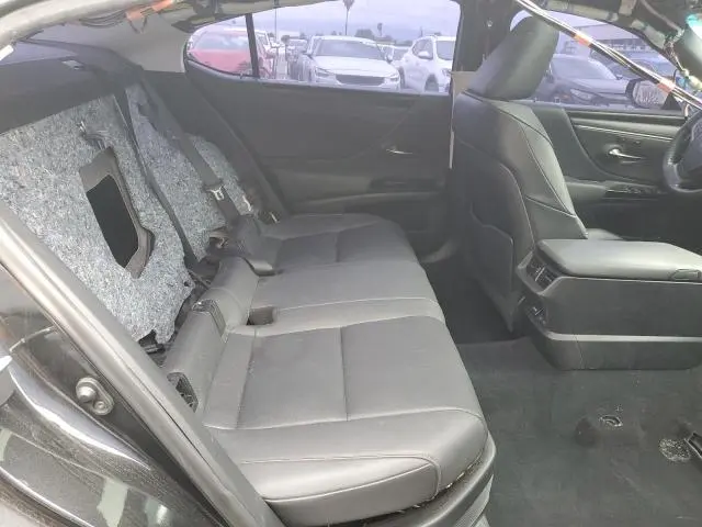2022 LEXUS ES 300H BASE