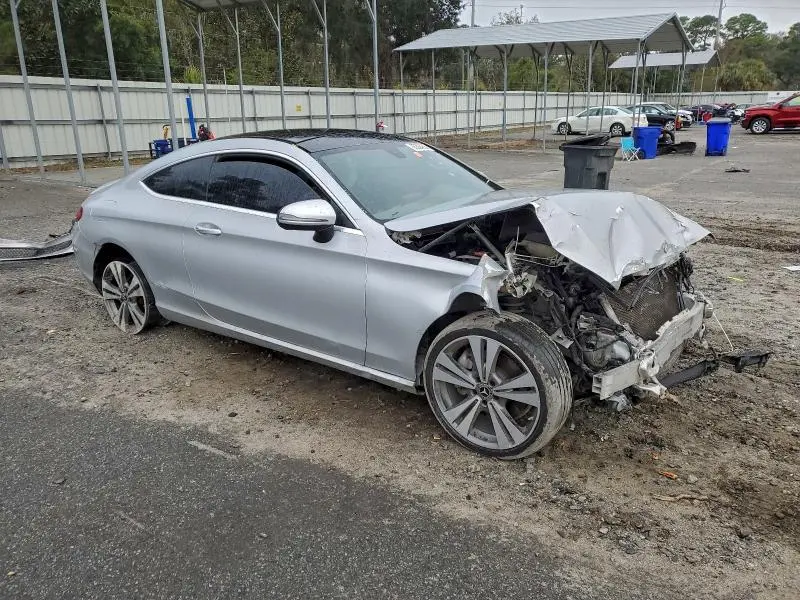 2017 MERCEDES-BENZ C 300  