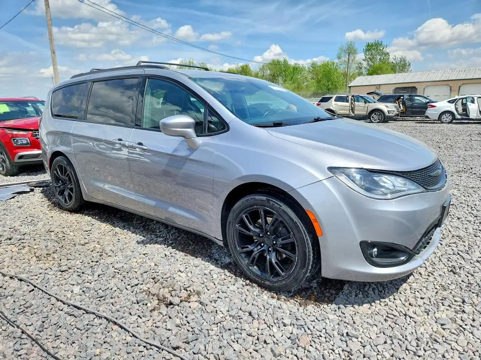 2018 CHRYSLER PACIFICA TOURING L  
