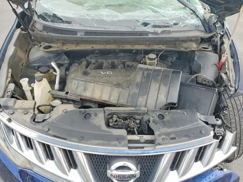 2010 NISSAN MURANO S  