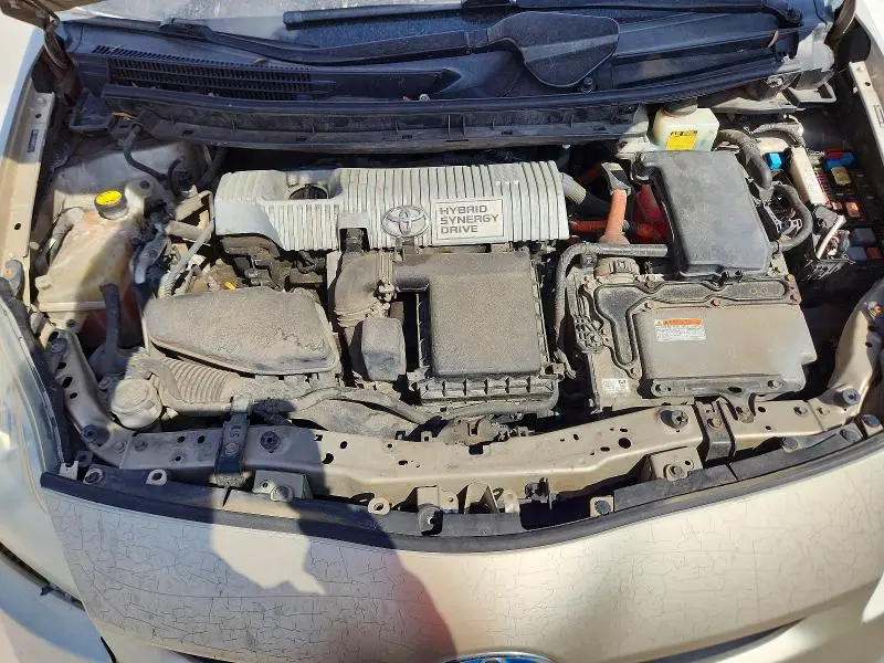 2011 TOYOTA PRIUS THREE  