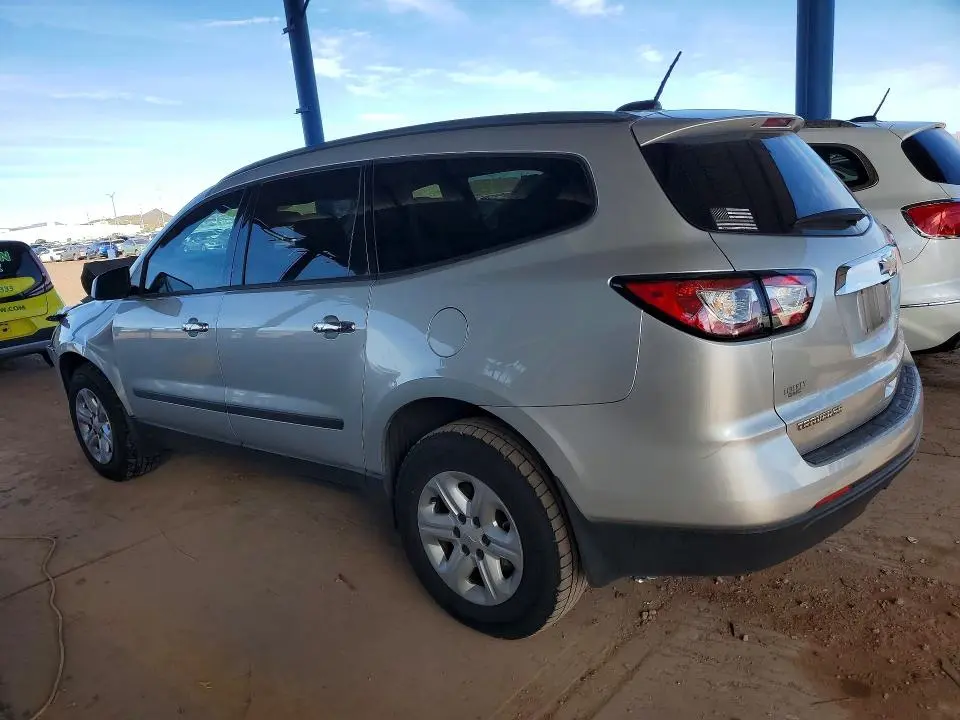 2017 CHEVROLET TRAVERSE LS  