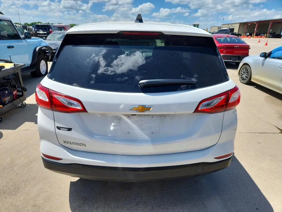 2021 CHEVROLET EQUINOX LS  