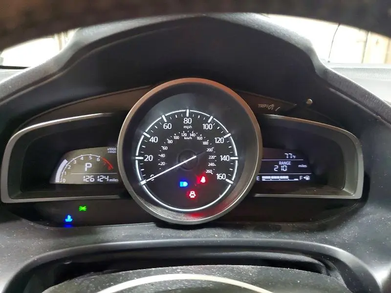 2018 MAZDA 3 TOURING  