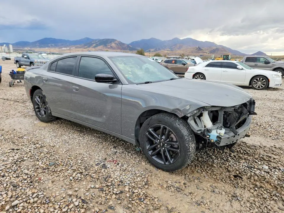 2019 DODGE CHARGER SXT  