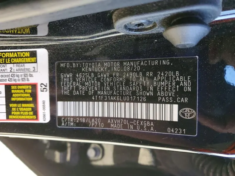 2020 TOYOTA CAMRY XLE  