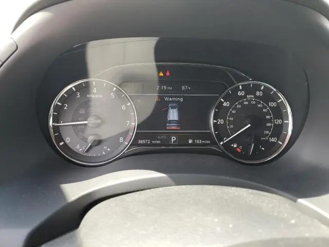 2022 INFINITI QX80 LUXE  