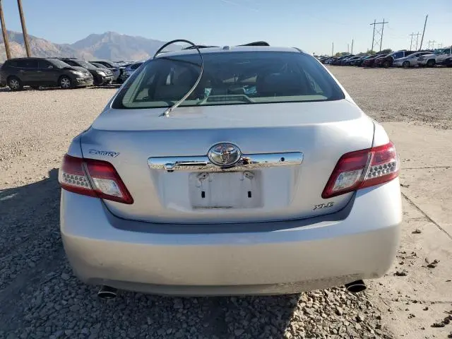 2010 TOYOTA CAMRY SE  