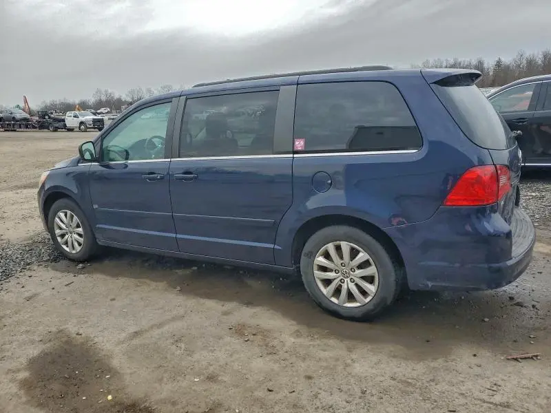 2013 VOLKSWAGEN ROUTAN SE  