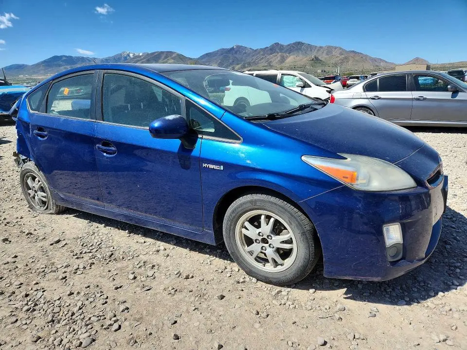 2010 TOYOTA PRIUS II  