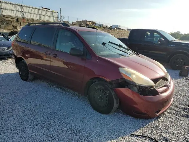 2010 TOYOTA SIENNA CE
