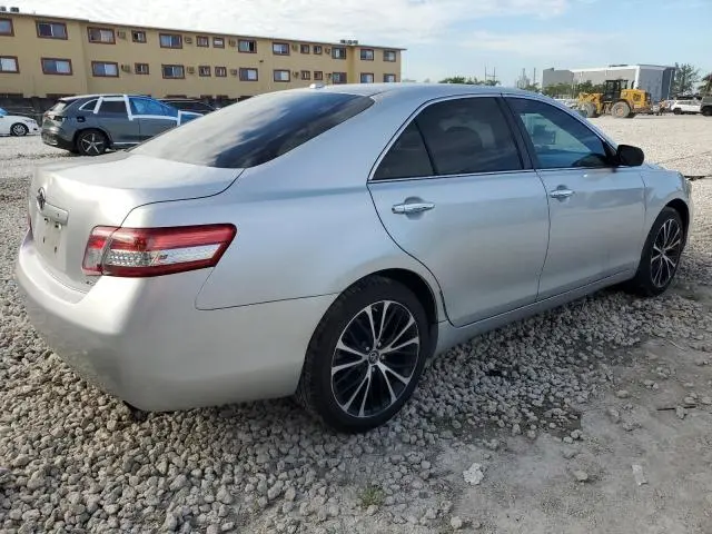 2011 TOYOTA CAMRY LE  