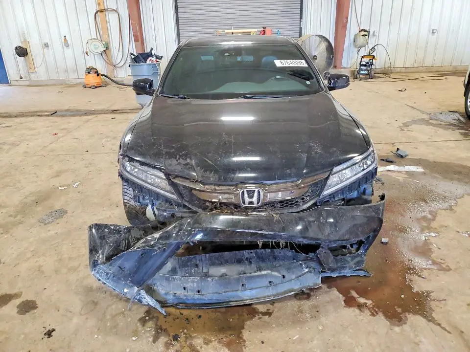 2016 HONDA ACCORD TOURING  