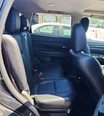 2016 MITSUBISHI OUTLANDER SE  