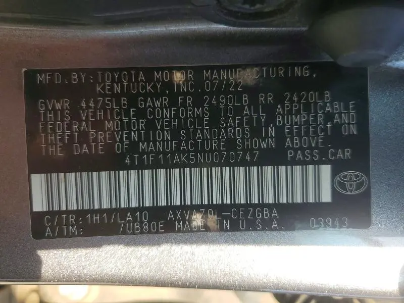 2022 TOYOTA CAMRY XLE  