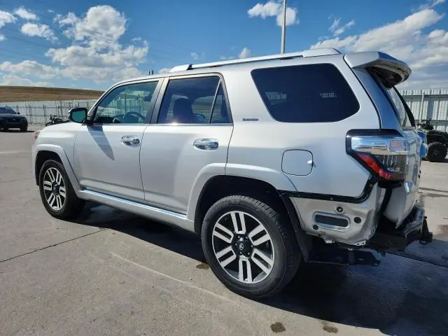 2018 TOYOTA 4RUNNER SR5/SR5 PREMIUM  