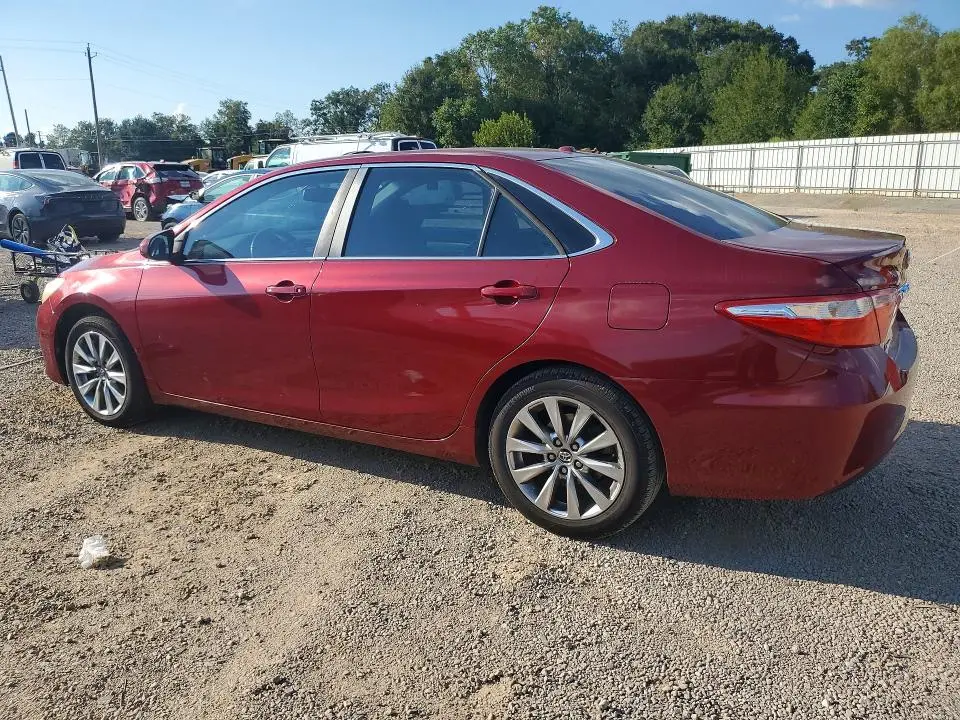 2016 TOYOTA CAMRY XLE  
