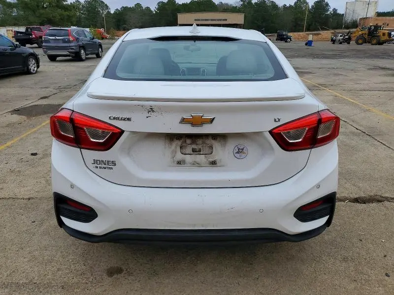 2018 CHEVROLET CRUZE LT  
