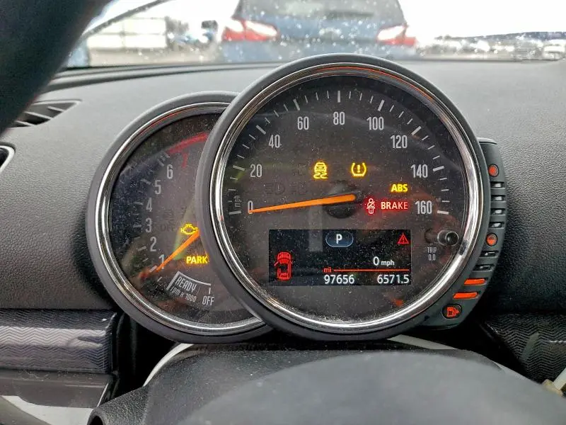 2017 MINI COOPER CLUBMAN  