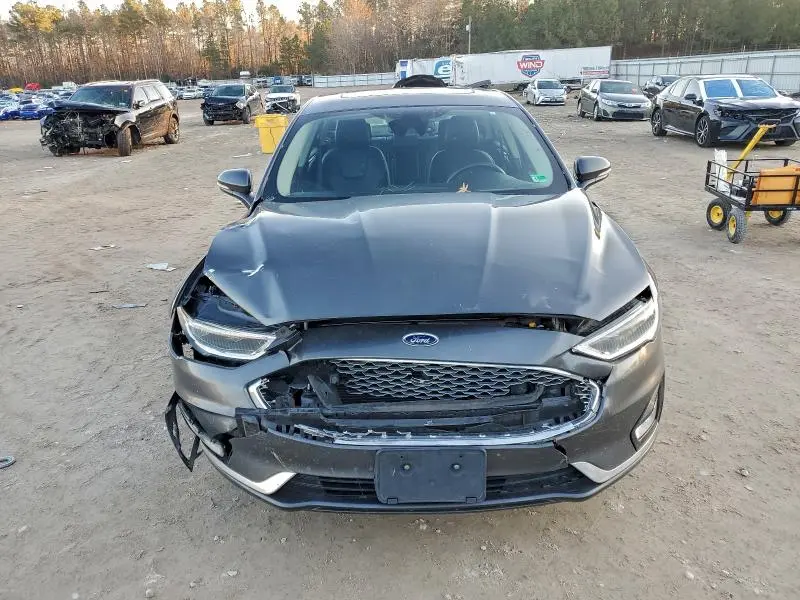 2019 FORD FUSION TITANIUM  