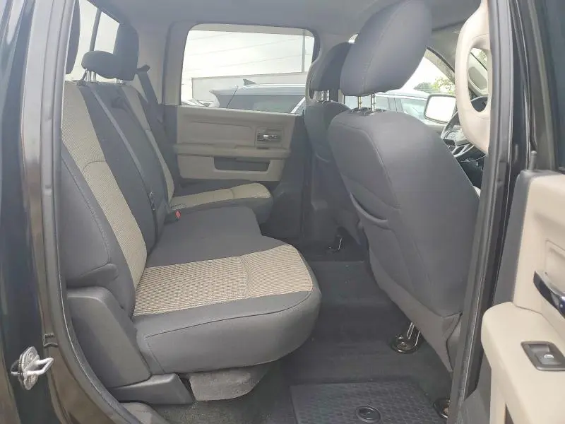 2012 DODGE RAM 1500 SLT  