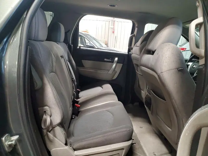 2011 GMC ACADIA SLE  
