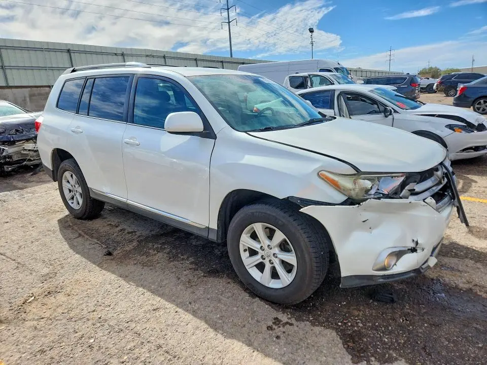 2011 TOYOTA HIGHLANDER BASE  