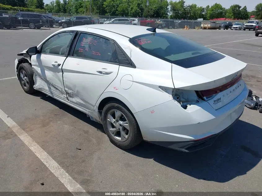 2021 HYUNDAI ELANTRA SE