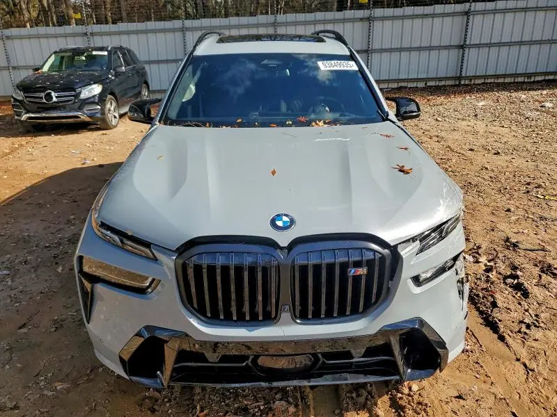 2024 BMW X7 M60I  