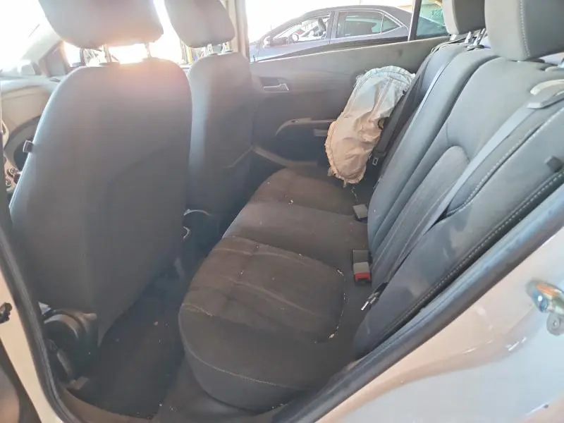 2017 CHEVROLET SONIC LT  