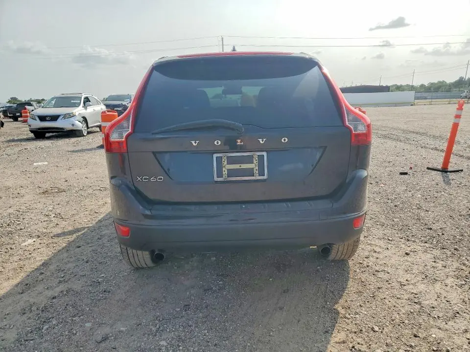 2013 VOLVO XC60 3.2  