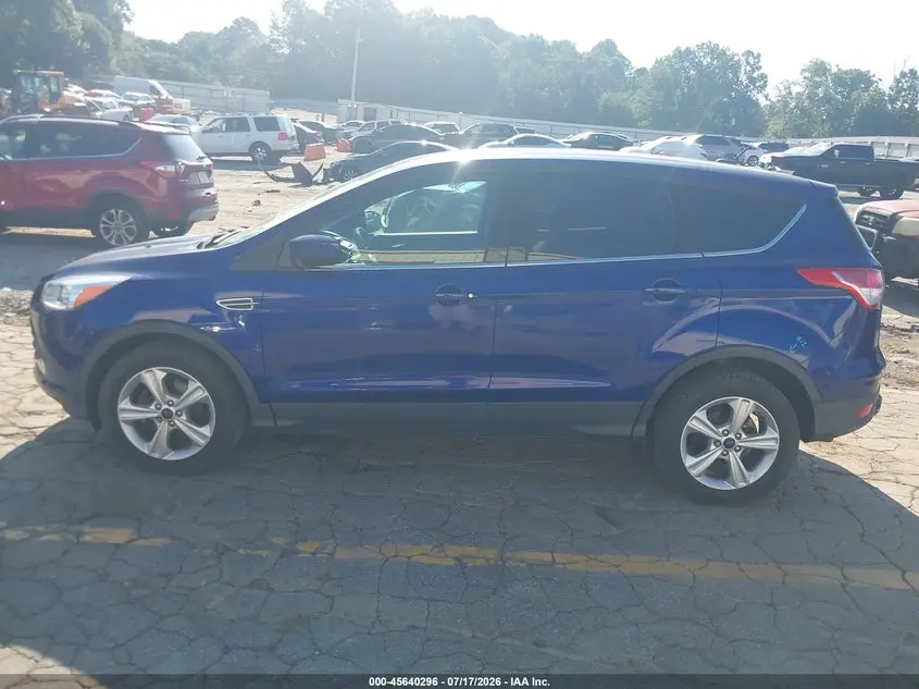 2015 FORD ESCAPE SE