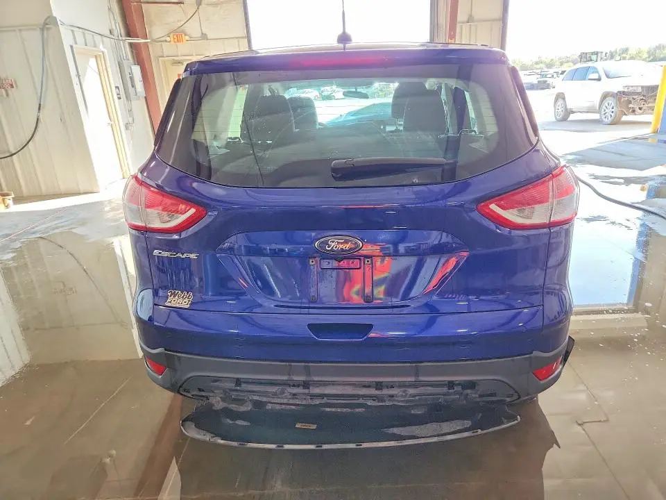 2016 FORD ESCAPE S  